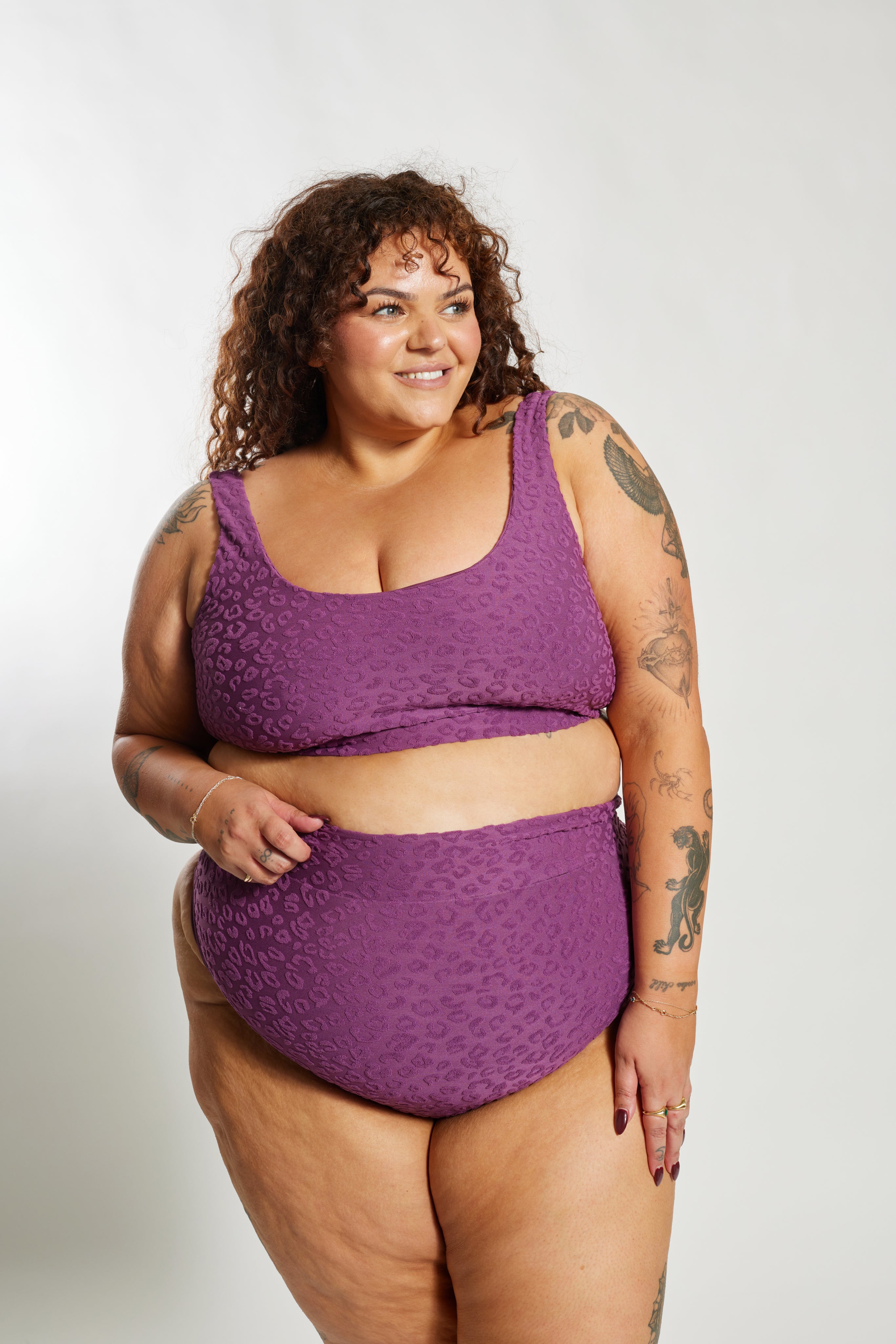 Ginger Bikini Bottom Curve - Textured Leopard Grape